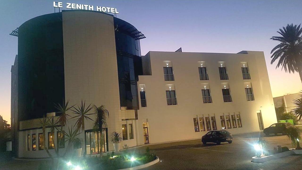 Le Zenith Hotel オラン エクステリア 写真